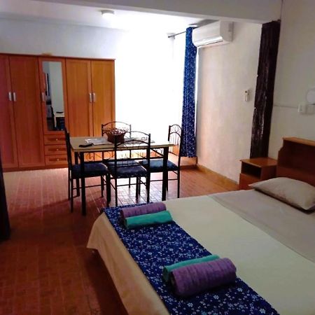 Chez Pepe Apartments Flic en Flac Экстерьер фото