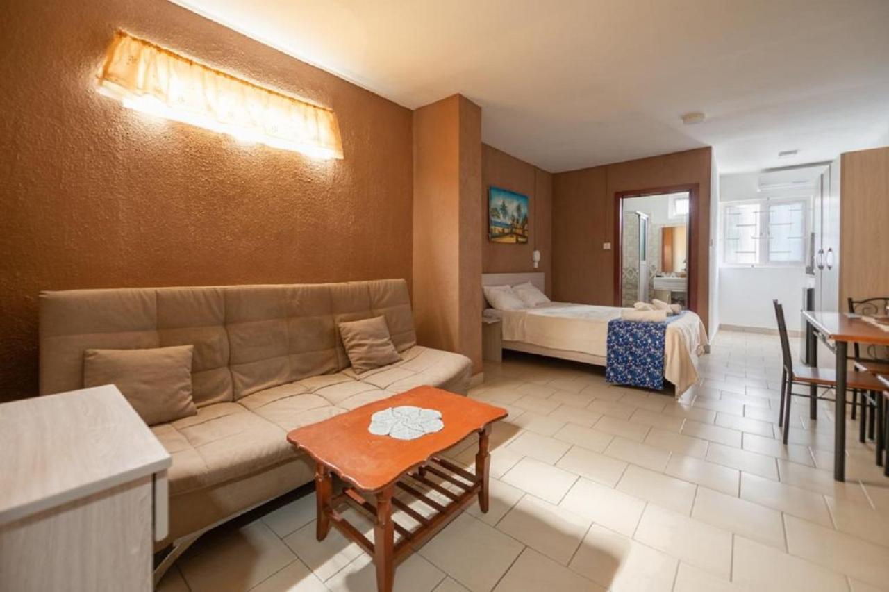 Chez Pepe Apartments Flic en Flac Экстерьер фото