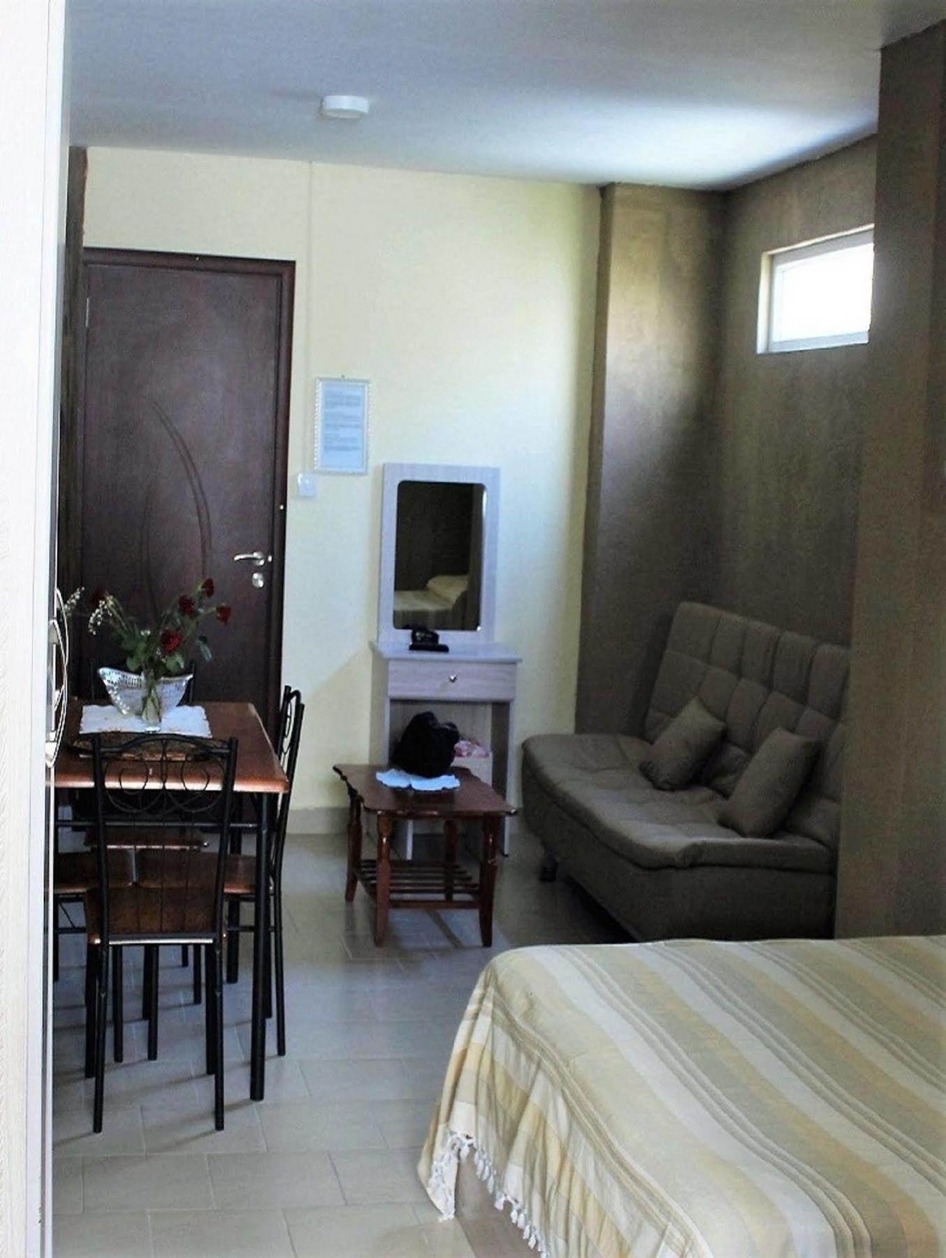 Chez Pepe Apartments Flic en Flac Экстерьер фото
