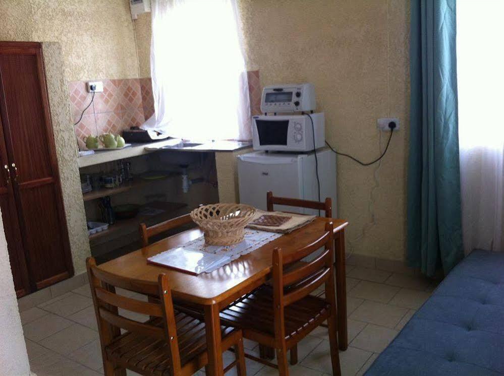 Chez Pepe Apartments Flic en Flac Экстерьер фото